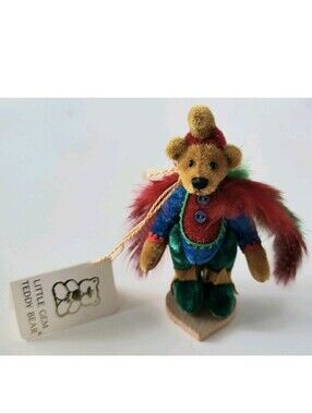 DEB CANHAM "KIKI"  3" LITTLE GEM BEAR  WITH FEATHER OUTFIT